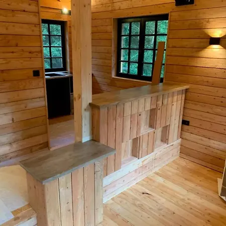 A 50 M² Avec Jardin Chalet Cons-la-Grandville
